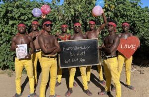 free Dance greetings from Africa wishes-yellow pants yolo greetings birthday gift Greetings from Africa 🎁Wishes from Africa🎁 Grüße aus Afrika 🎁 Привет из Африки 🎁 Saluti dall'Africa 🎁 アフリカからのご挨拶 🎁 Afrikadan Merhaba 🎁 Afrikadan Salamlar 🎁 Saludos desde africa 🎁 Groeten uit Afrika 🎁 #greetingsfromafrica #wishesfromafrica #afrikadansalamlar #dancegreetings #afrikatebriki #fyp #happybirthday #surprise #gift #wishmadevisual